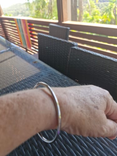 Customer photo review of Solid Golf Bangle 3mm Rhodium Layered