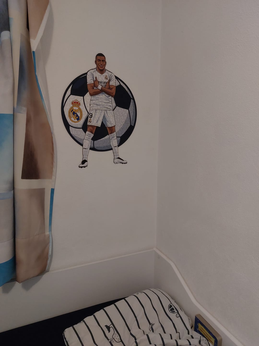Customer photo review of Kylian Mbappé - Holzpuzzle