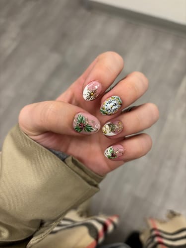 Customer photo review of Holly Jolly