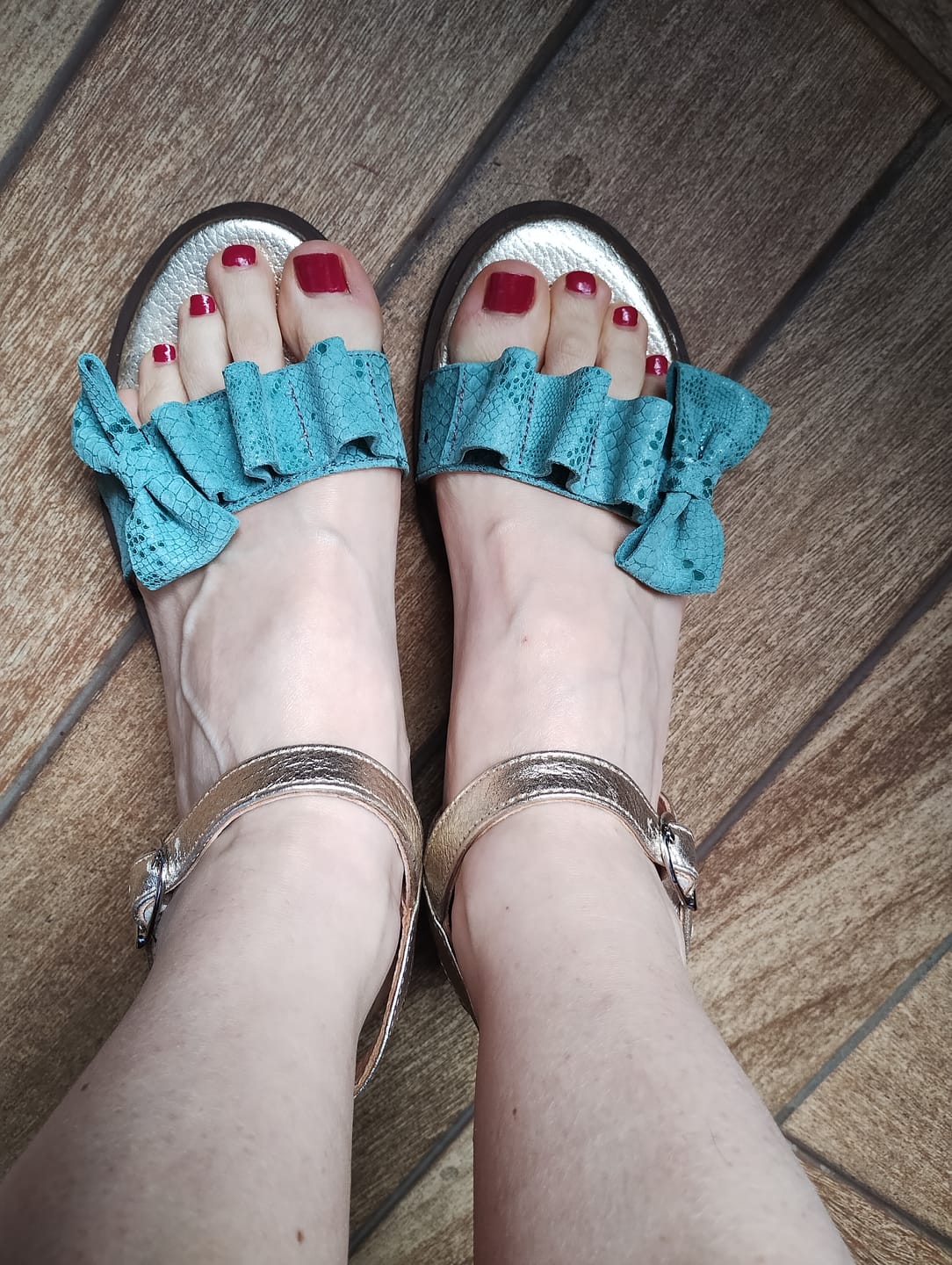 Customer photo review of Sandalia Mujer / Nogal Menta