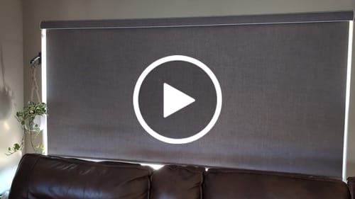 Customer video review of SmartWings Motorized Roller Shades 100% Blackout Vigor