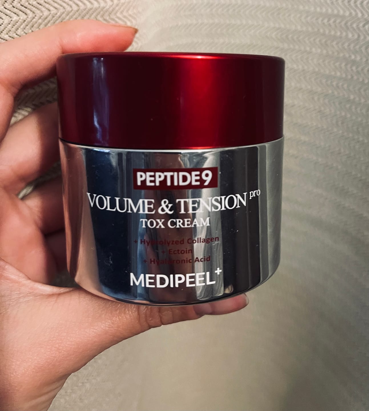 Customer photo review of Pretnovecošanas liftinga krēms ar peptīdiem Medi-Peel Peptide 9 Volume & Tension Tox Cream Pro