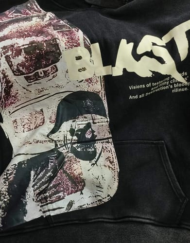 Customer photo review of Vencae™ HOODIE - BLAST