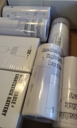 Customer photo review of RECHARGEABLE LIGHTSTICK BATTERY 1.0 VER