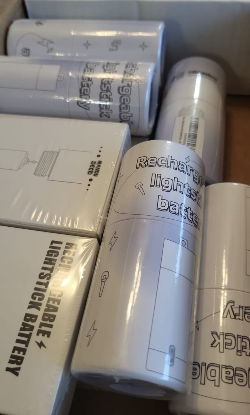Customer photo review of RECHARGEABLE LIGHTSTICK BATTERY 1.0 VER