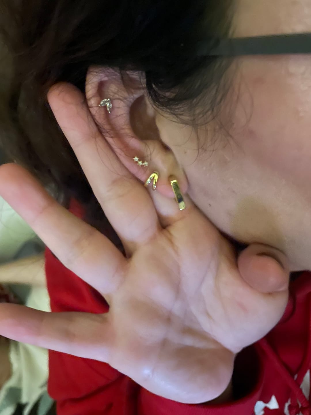 Customer photo review of Broquel Oro 14k