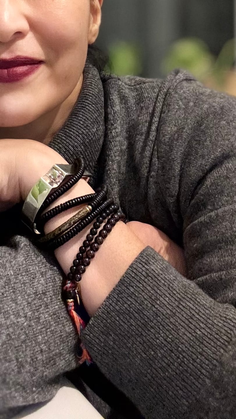 Customer photo review of Buddha Stones Handmade Tibetan Black Onyx Tassel Bracelet