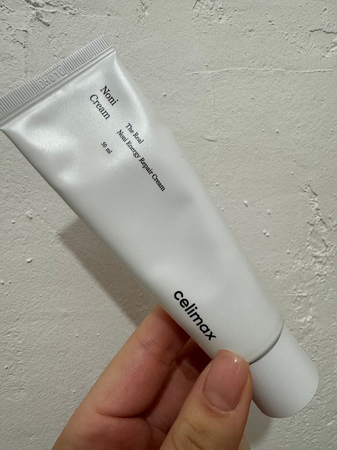 Customer photo review of Atjaunojošs krēms ar noni ogu ekstraktu Celimax The Real Noni Energy Repair Cream