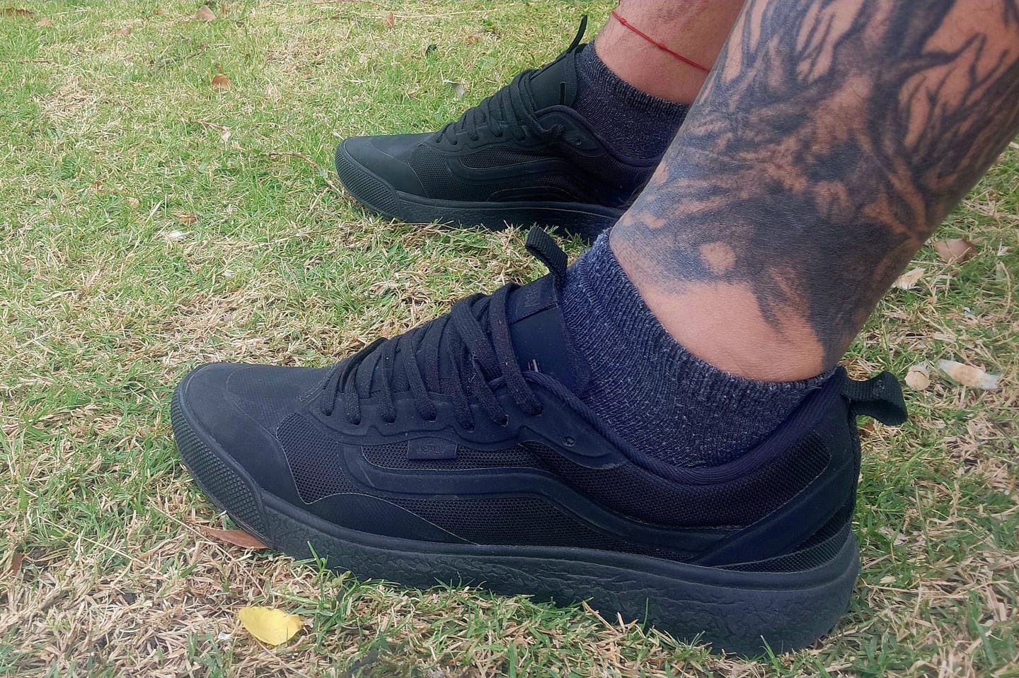 Customer photo review of Zapatillas Le Coq Sportif Courtnet Classic Negro Marrón