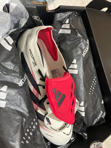 Customer photo review of adidas Predator Elite Tounge FG