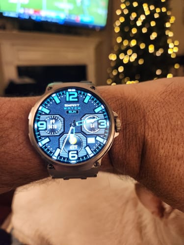 Customer photo review of ZE™ Pulse Smartwatch | Expansive Display, Real Time Health and BP Monitoring