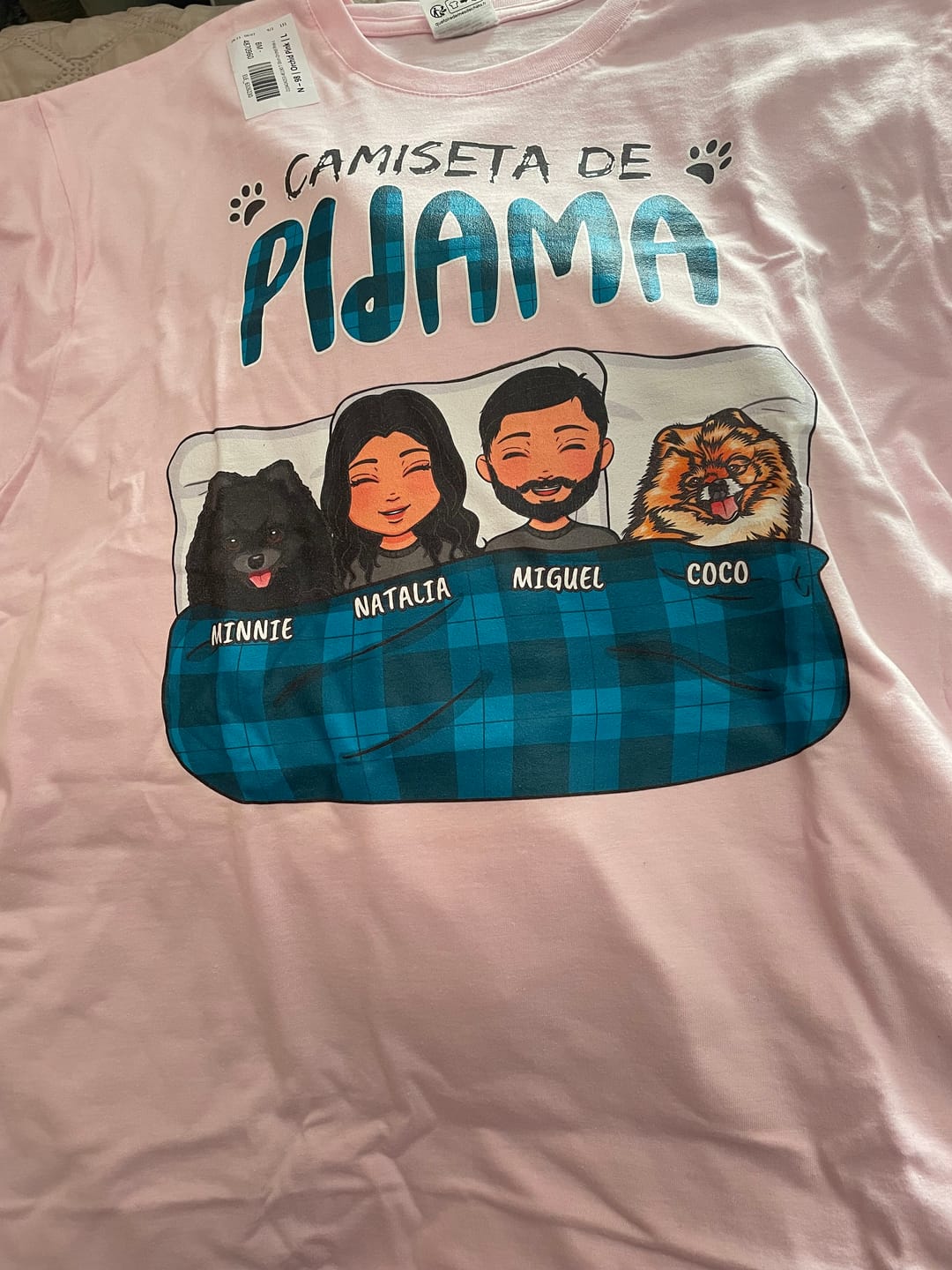 Customer photo review of Nuestra camiseta de pijama - Camiseta personalizada