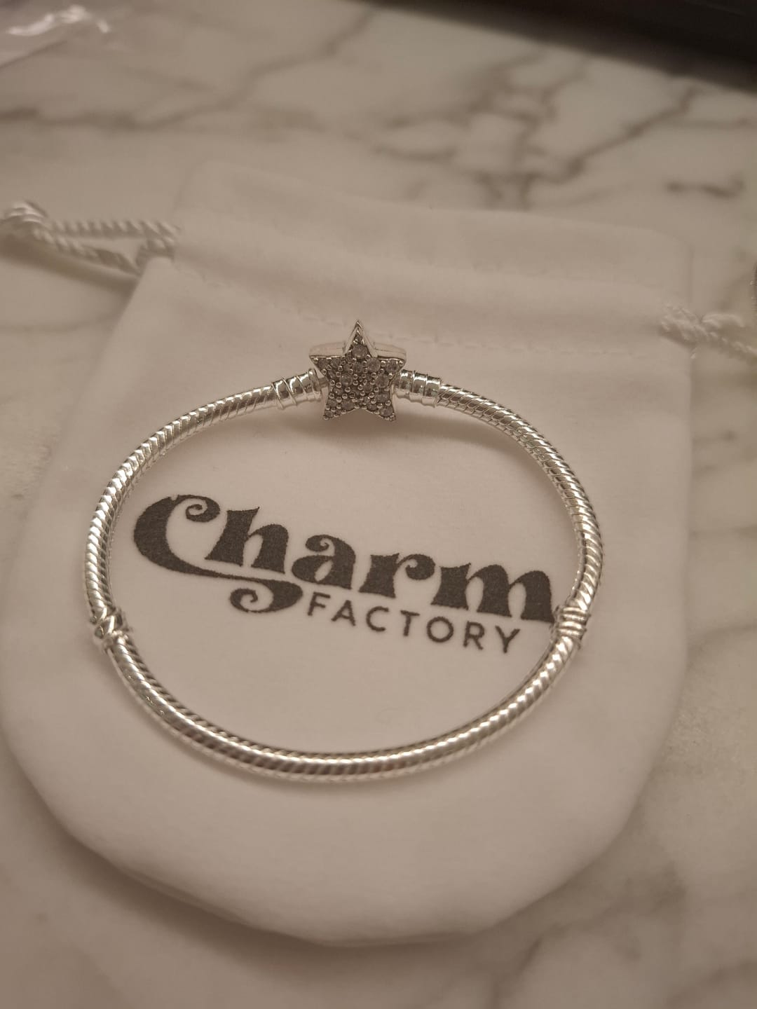 Customer photo review of Pulsera Estrella Diamantada