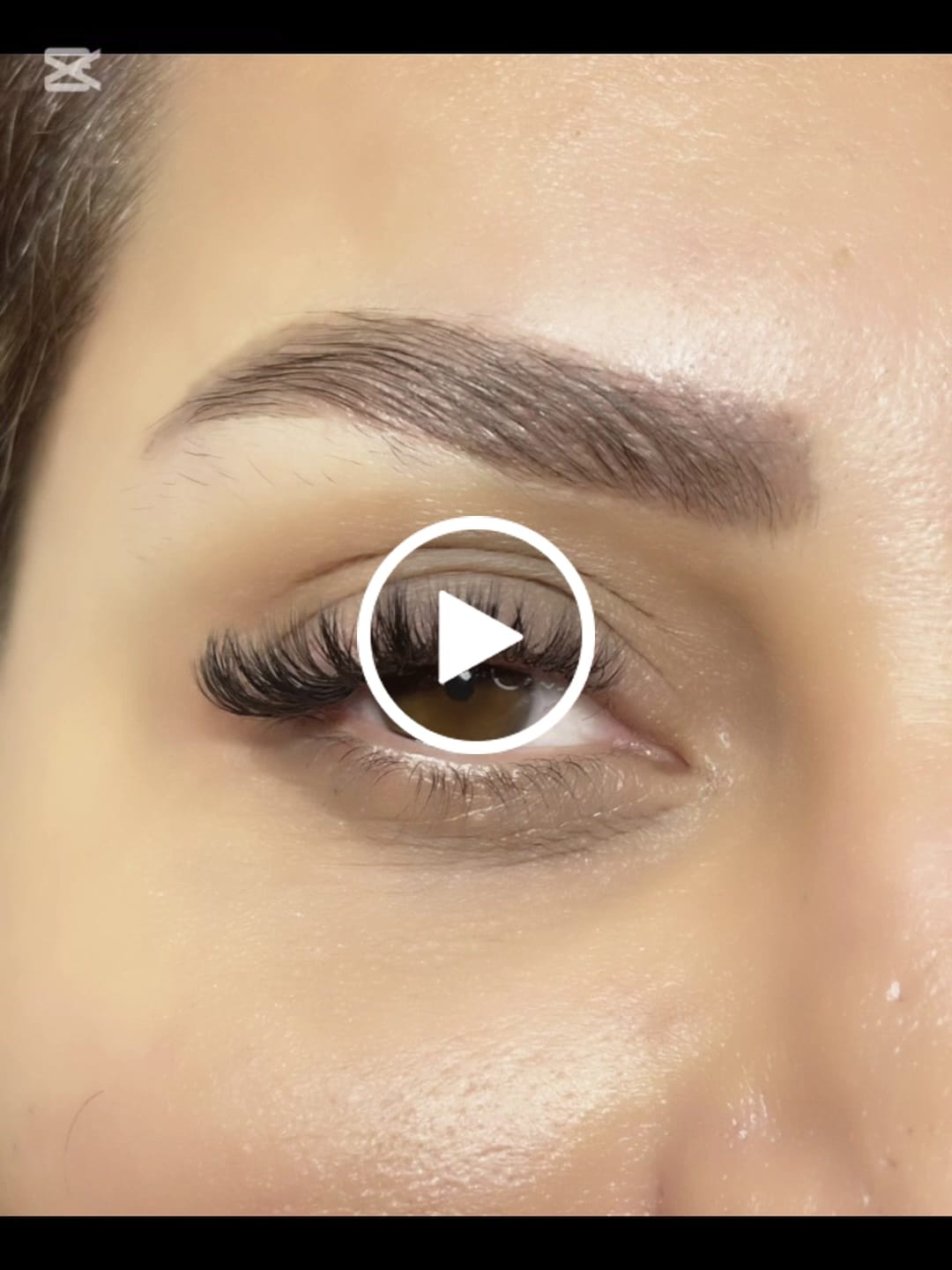 Customer video review of Premium Eyelash Extensions 0.03mm