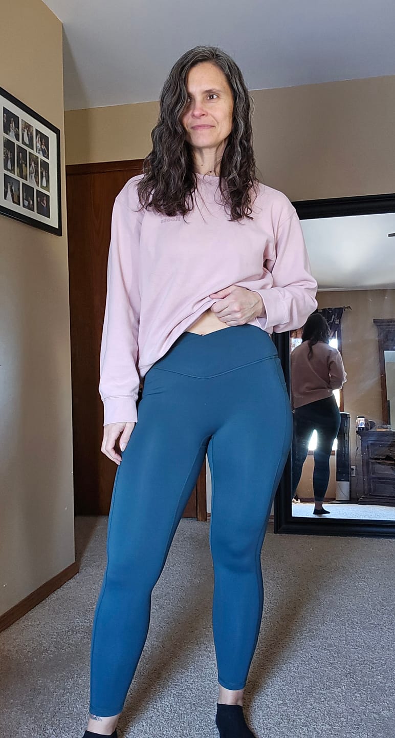 Customer photo review of Bestie Leggings