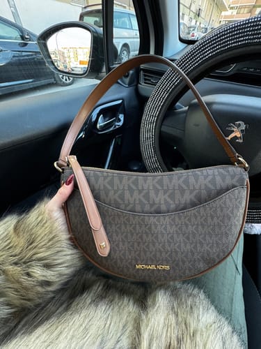 Customer photo review of Dover Medium Signature Logo Crossbody Bag (BROWN)