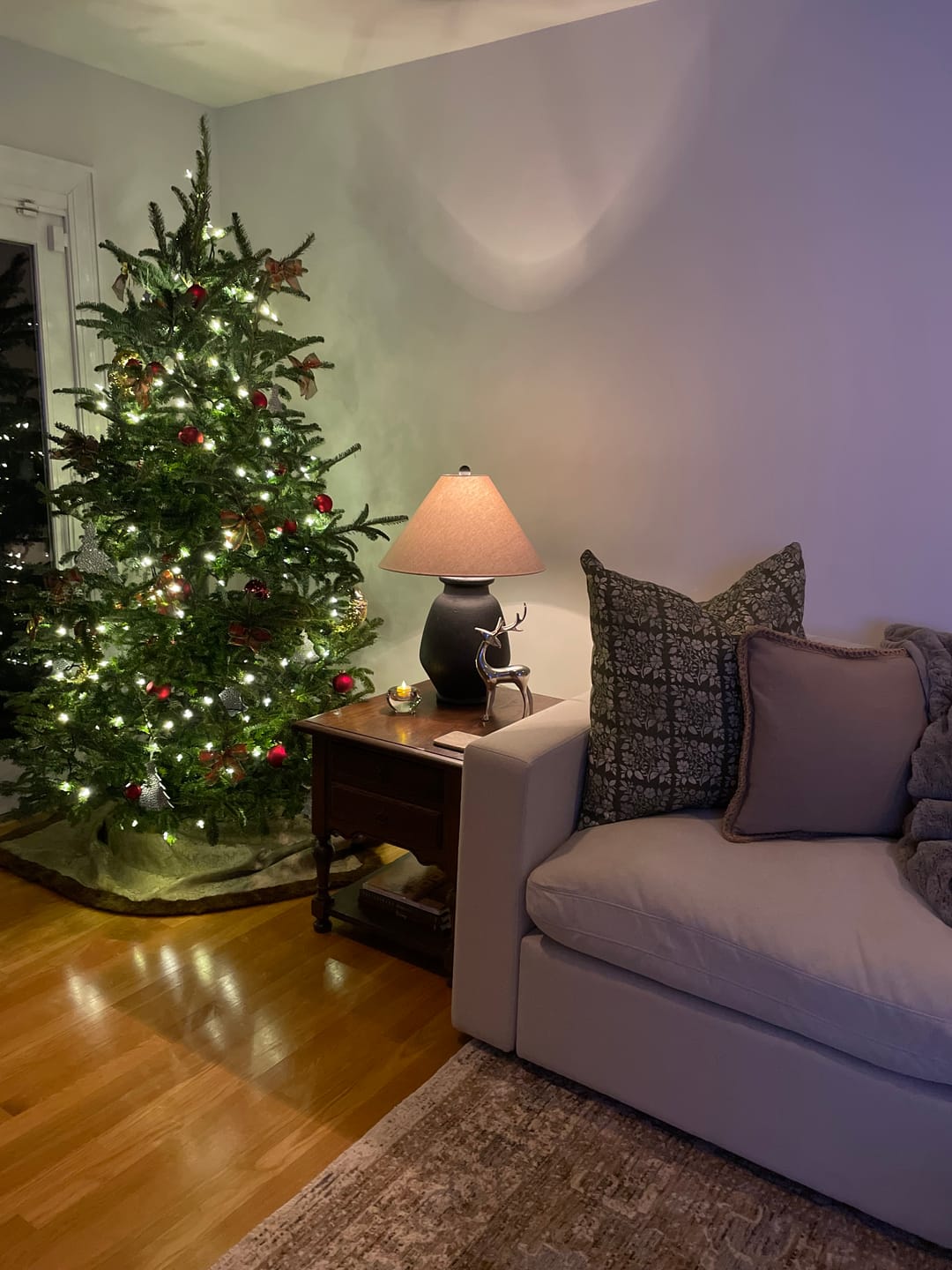 Customer photo review of Evergreen Floral in Linen - 18" | 22" | 26" | 12x20" |12x40"