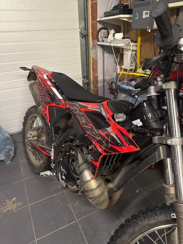 Customer photo review of COMPETITION - GRAPHICS KIT