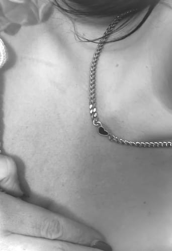 Customer photo review of Bella heart