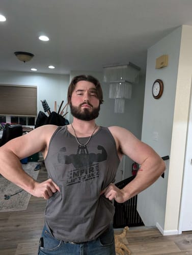 Customer photo review of EMPIRE LIFTS BACK Tank Top