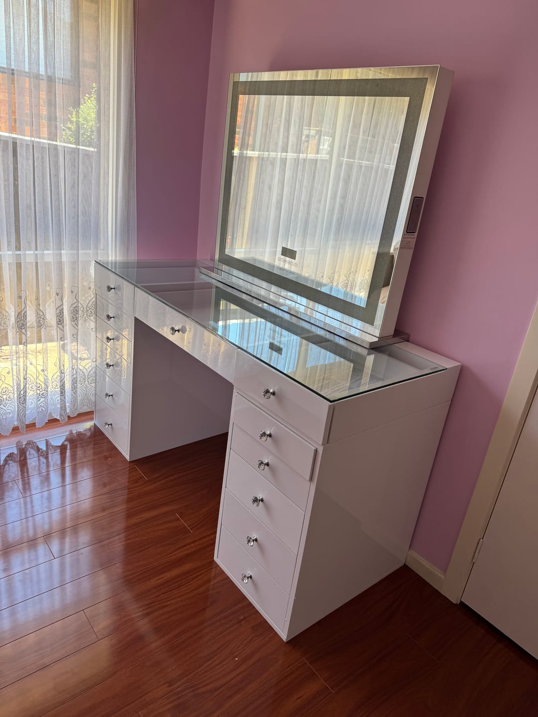 Customer photo review of MILA ROSE Beauty Station + XL Crystal Makeup Mirror with Bluetooth