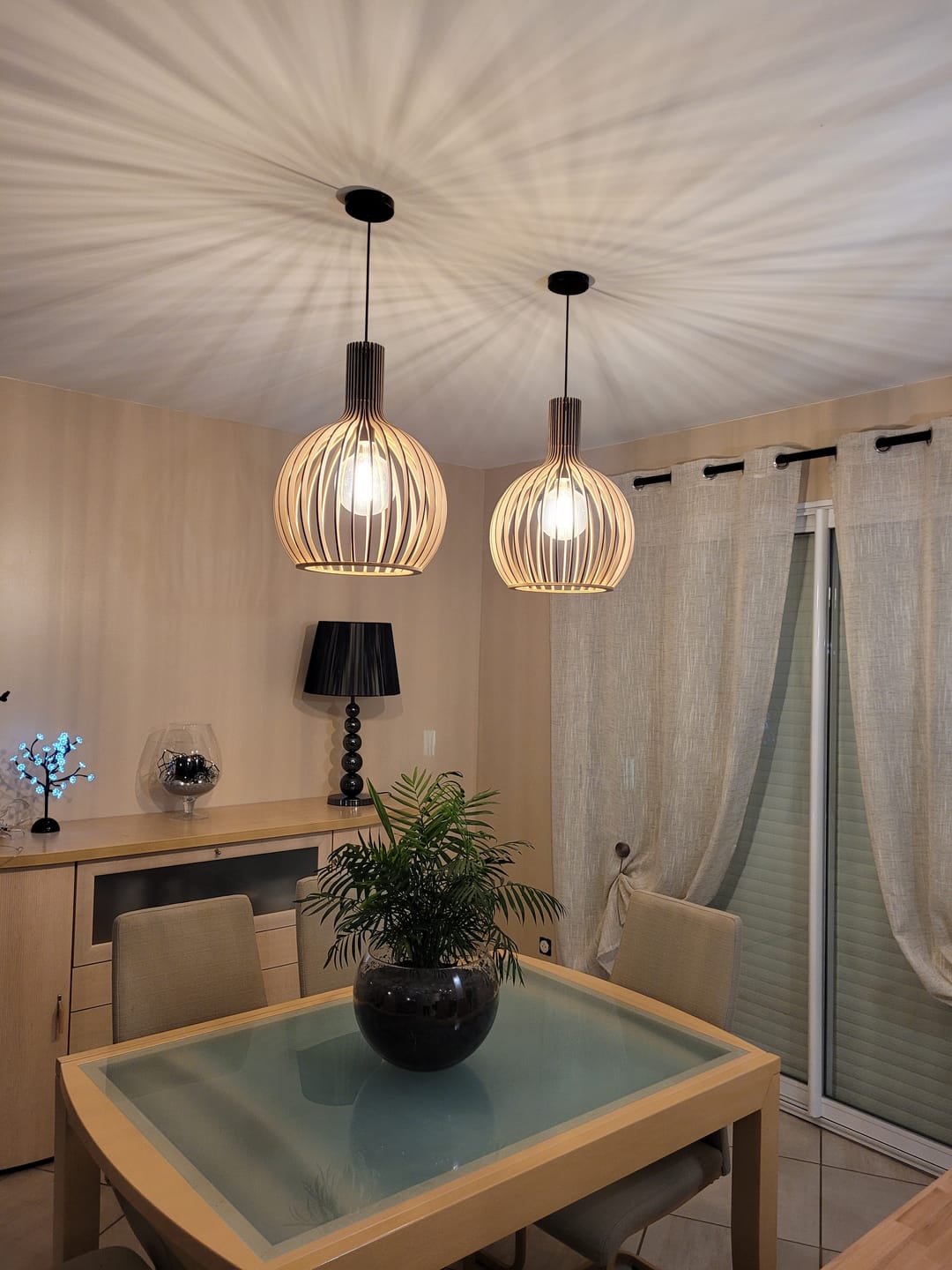 Customer photo review of Suspension en bois scandinave |  Balinaise