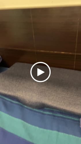 Customer video review of Frido Ultimate Neck Contour Cervical Plus Pillow