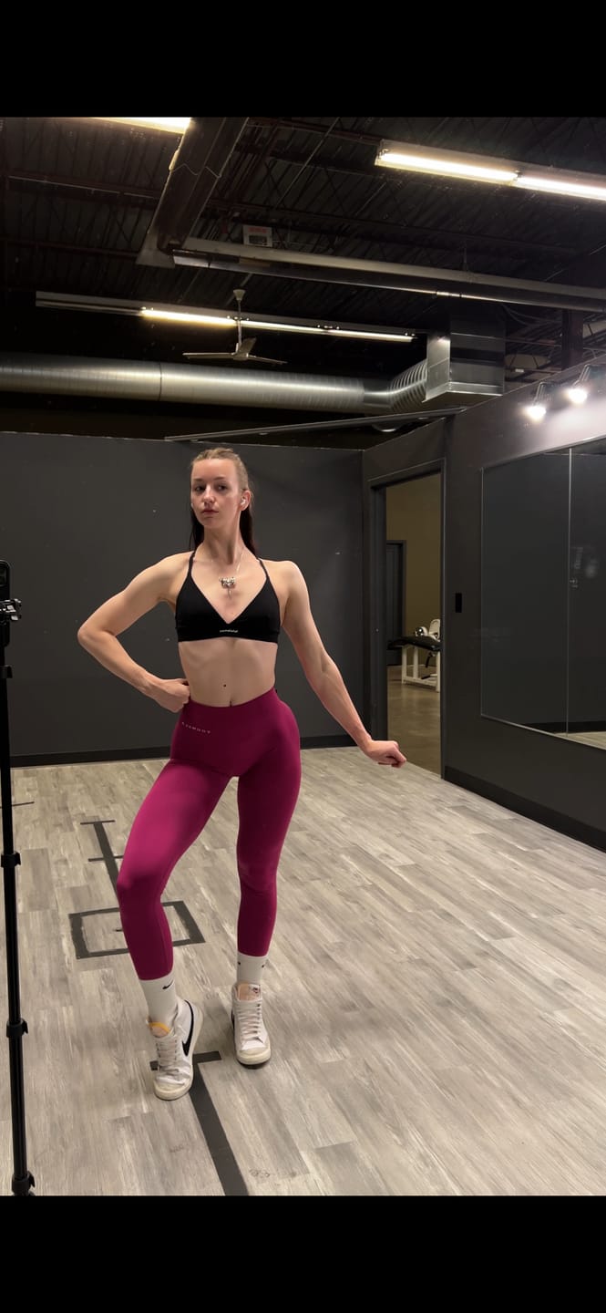 Customer photo review of W220 - Core Seamless Leggings