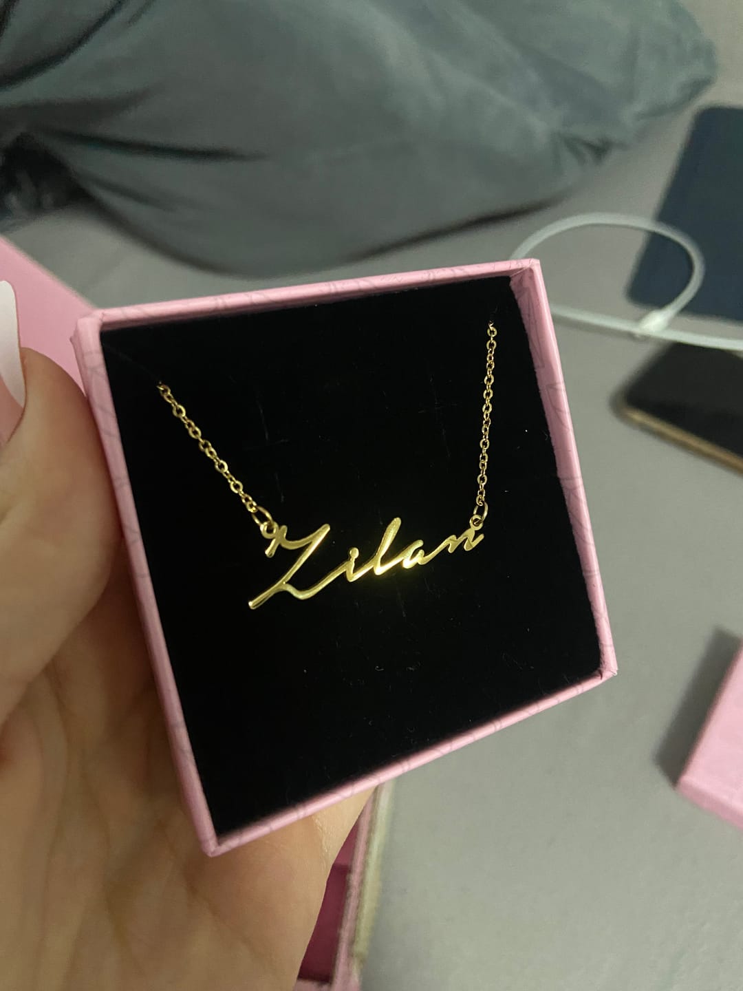 Customer photo review of Signature Namenskette | 18K vergoldet