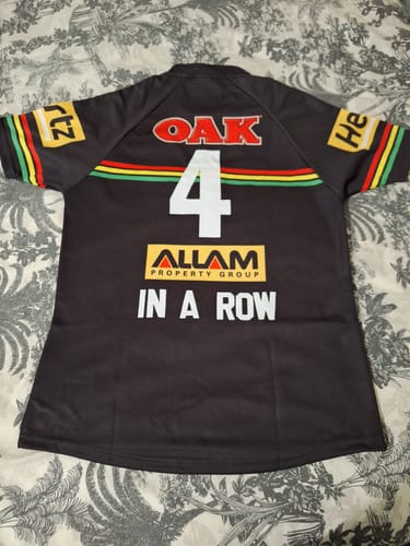 Customer photo review of 2025 Penrith Panthers Home Jersey