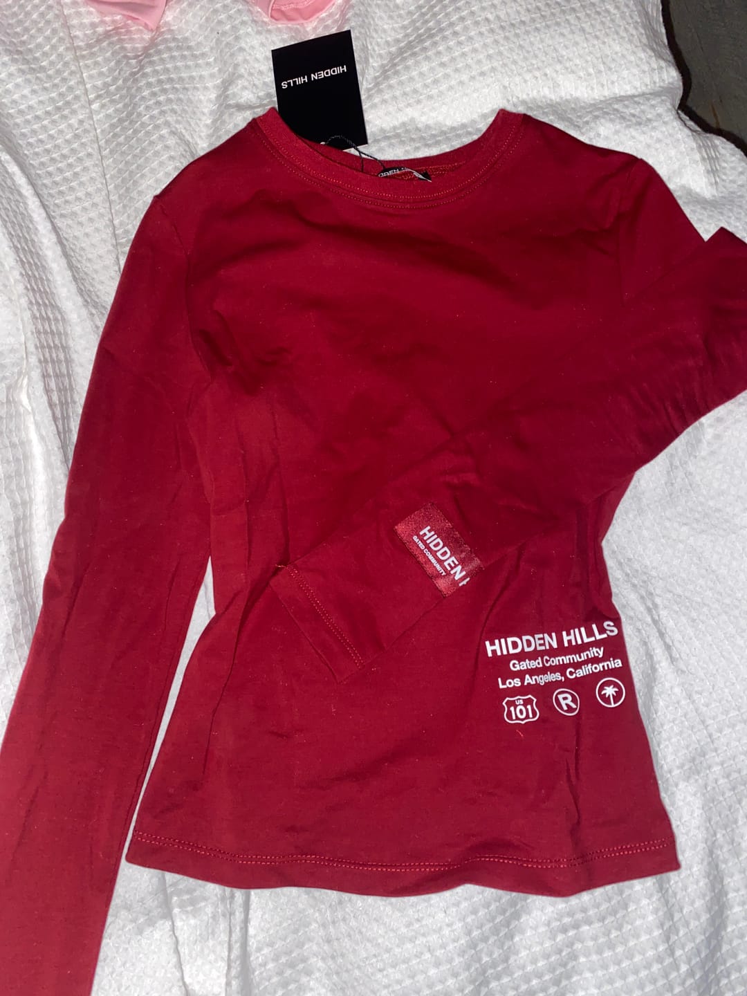 Customer photo review of LABEL LONGSLEEVE TOP BURGUNDY