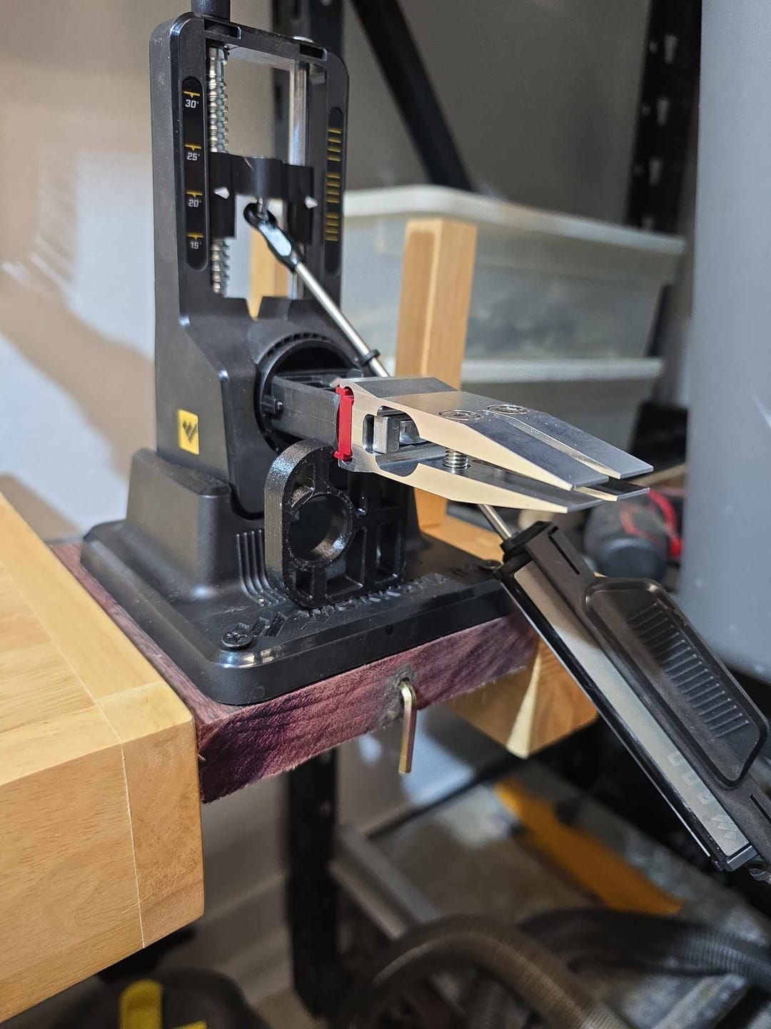 Customer photo review of KakBritva Wide Central Clamp for Work Sharp Precision Adjust