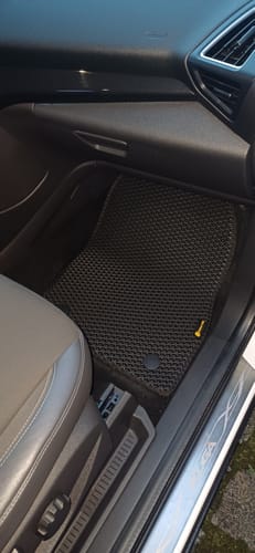 Customer photo review of Dywaniki samochodowe na zamówienie - Przód i tył