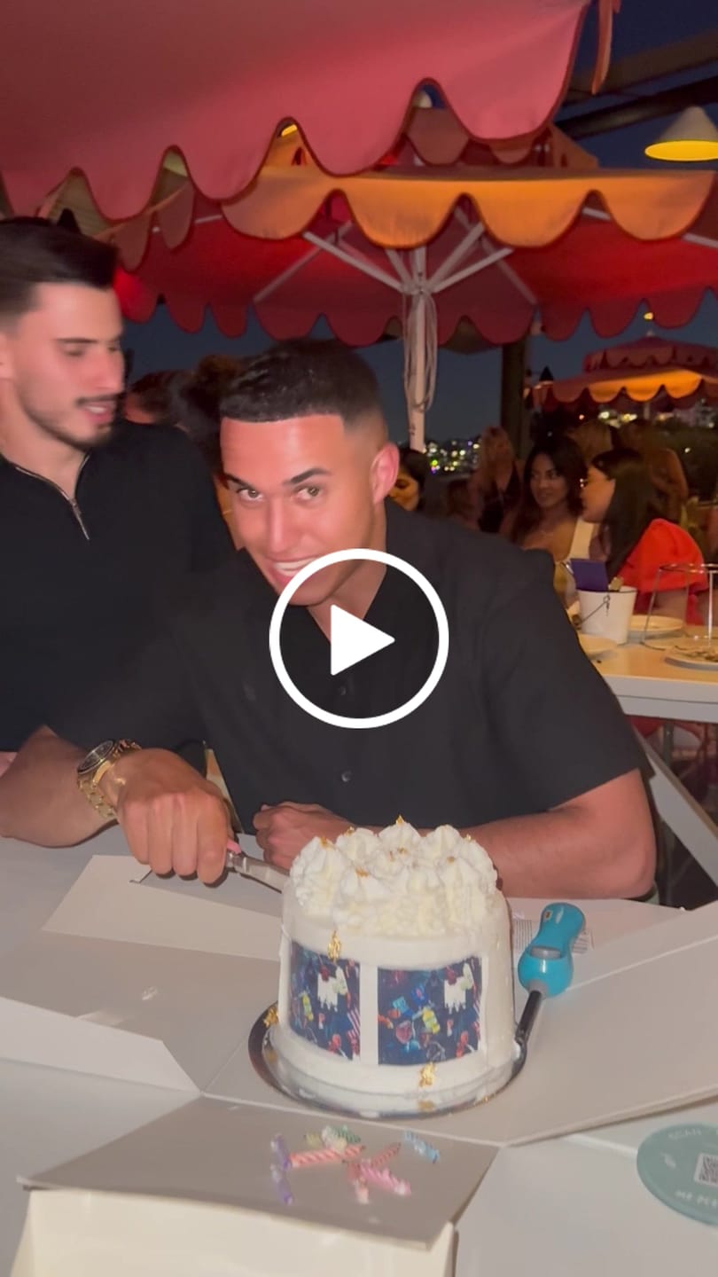 Customer video review of Custom Cake