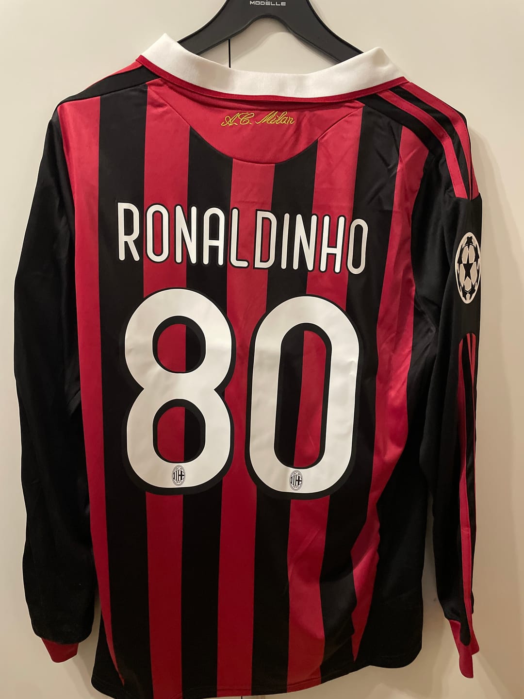 Customer photo review of Ronaldinho Milan 2009 2011 Retro Long Sleeve Jersey Maillot Trikot Maglia
