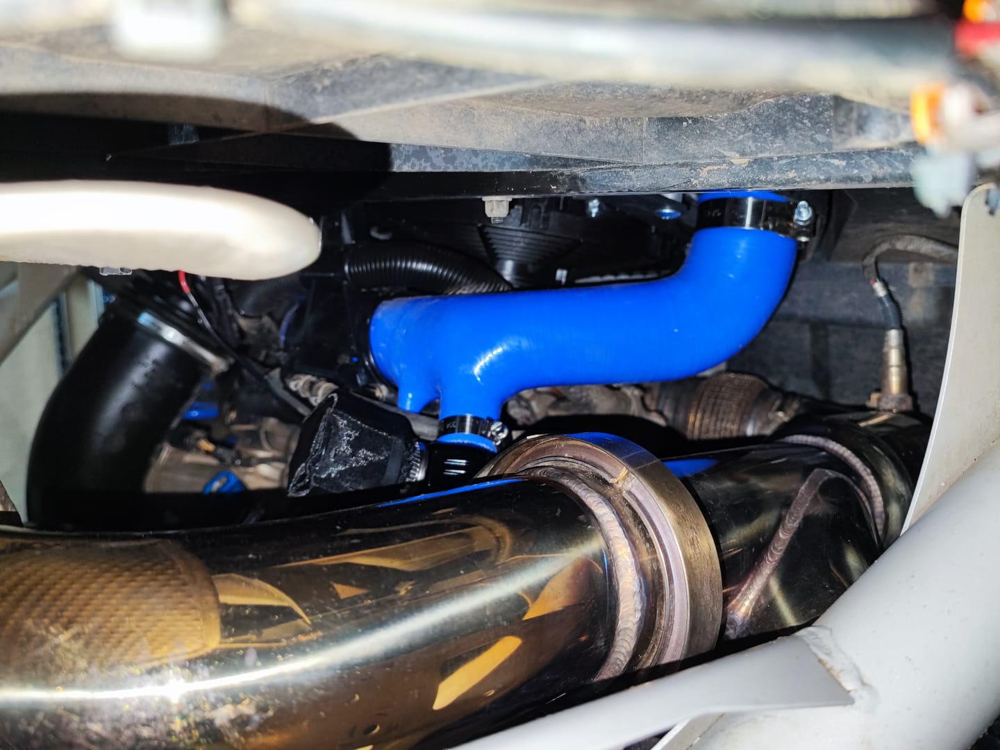 Customer photo review of RPM Can-Am Maverick X3 Full Silicone Charge Tubes Kit R & RR