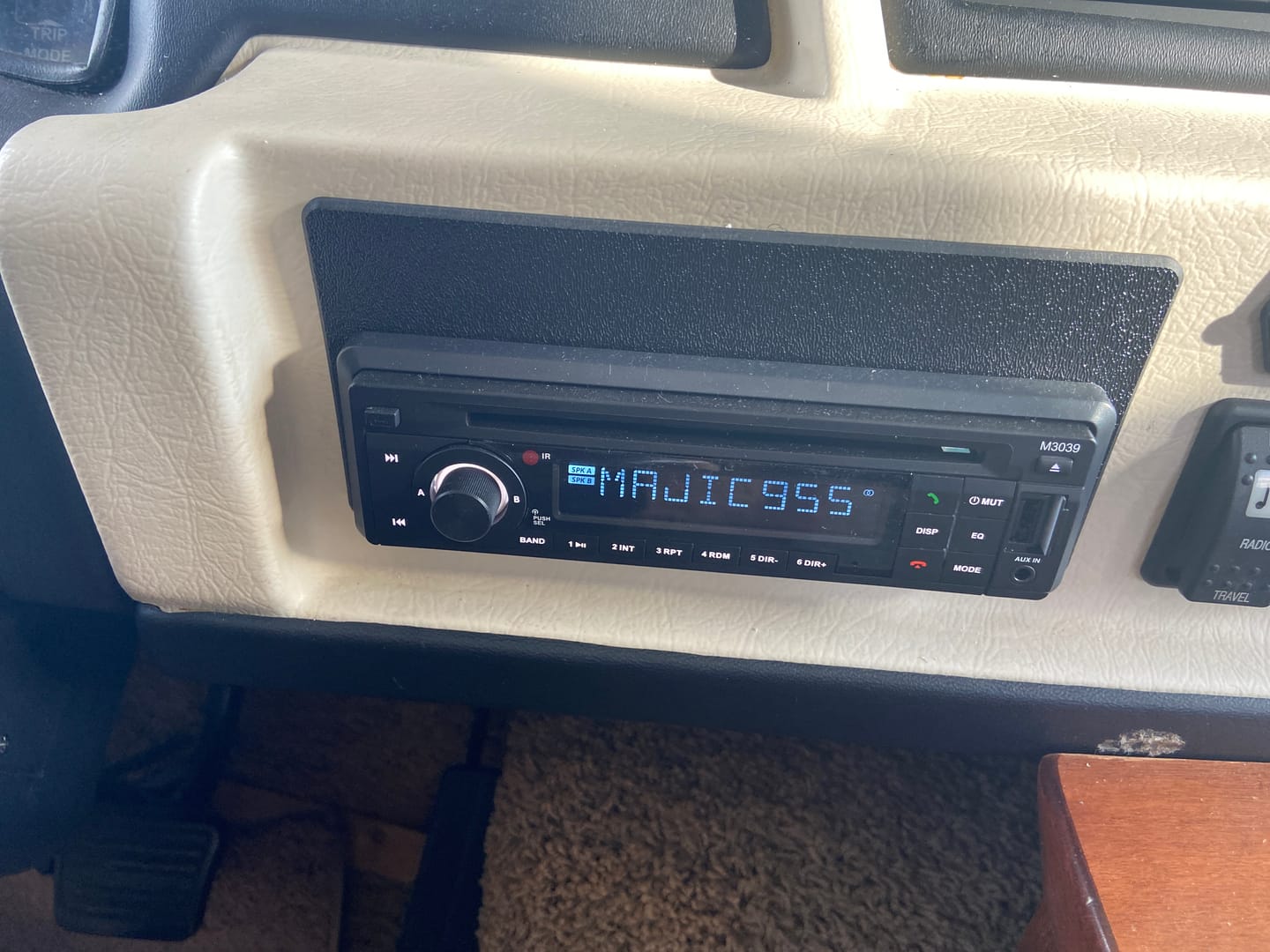 Customer photo review of Linear Series M3039 | Single DIN AM/FM & BT/DVD In-Dash Multi-Zone Receiver