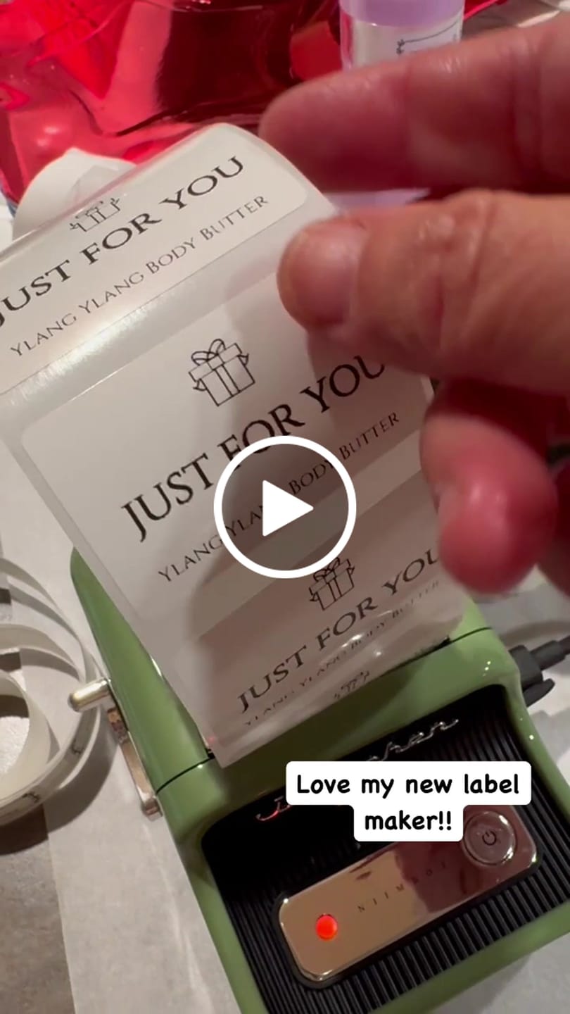Customer video review of NIIMBOT B21 Pro Upgraded Photo Label Printer, 300dpi Thermal Label Sticker Printer