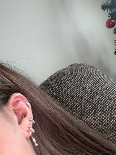 Customer photo review of Adelaine drop huggies Silver/clear