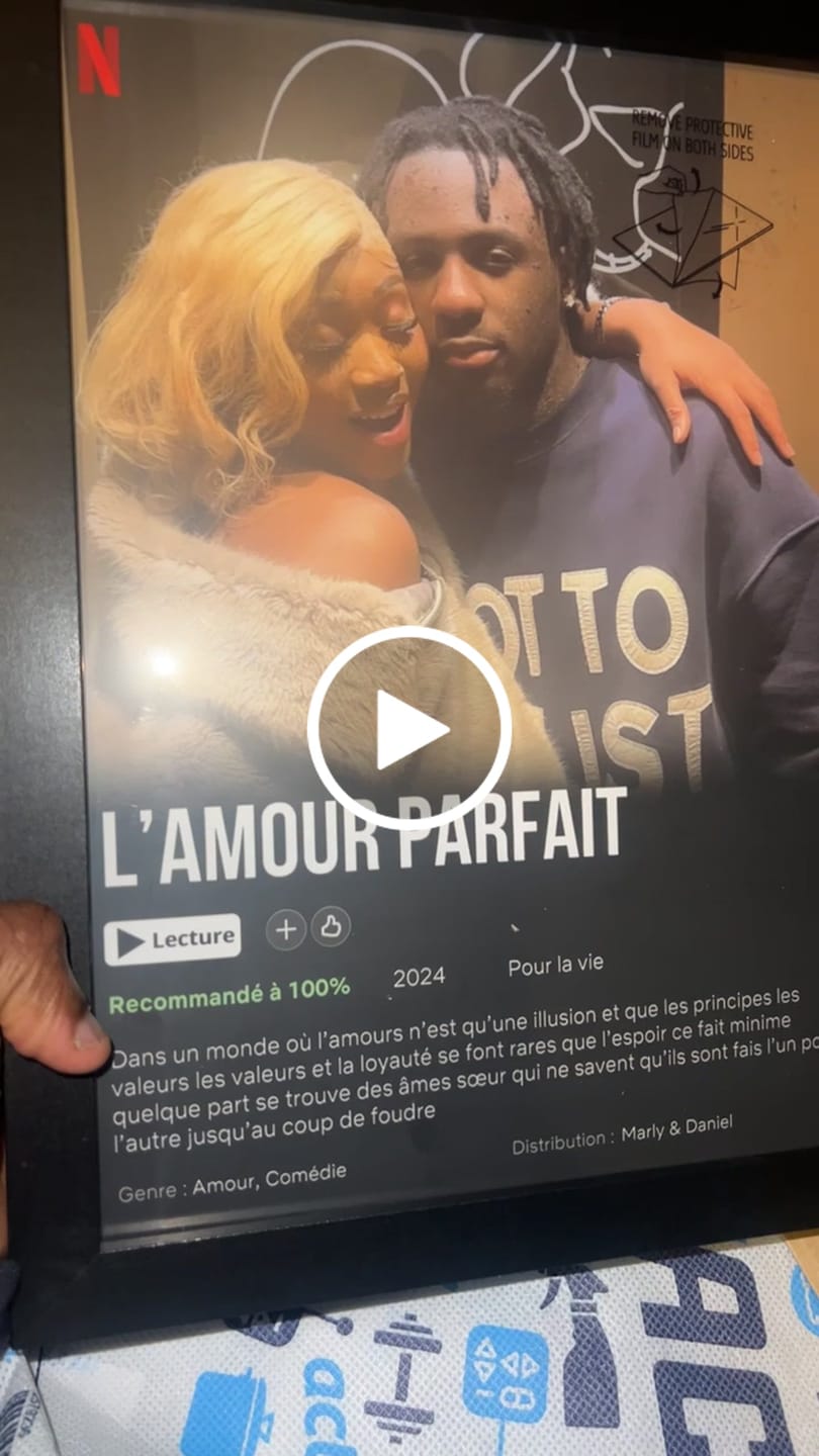 Customer video review of Notre Propre Film - Affiche personnalisée