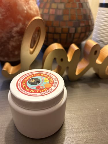 Customer photo review of Strawberry Lemonade Body Butter