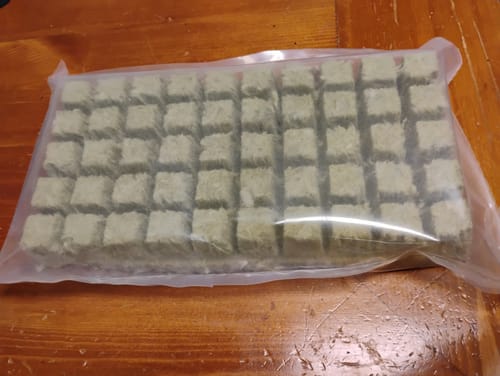 Customer photo review of Grodan A-OK Rockwool Media 1" x 1"