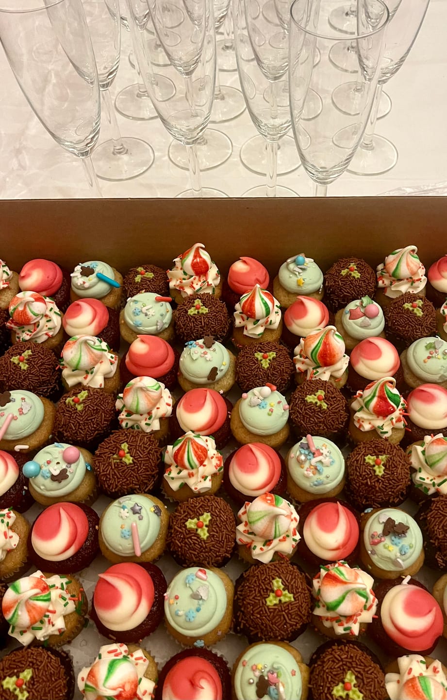 Customer photo review of Christmas Cupcakes
