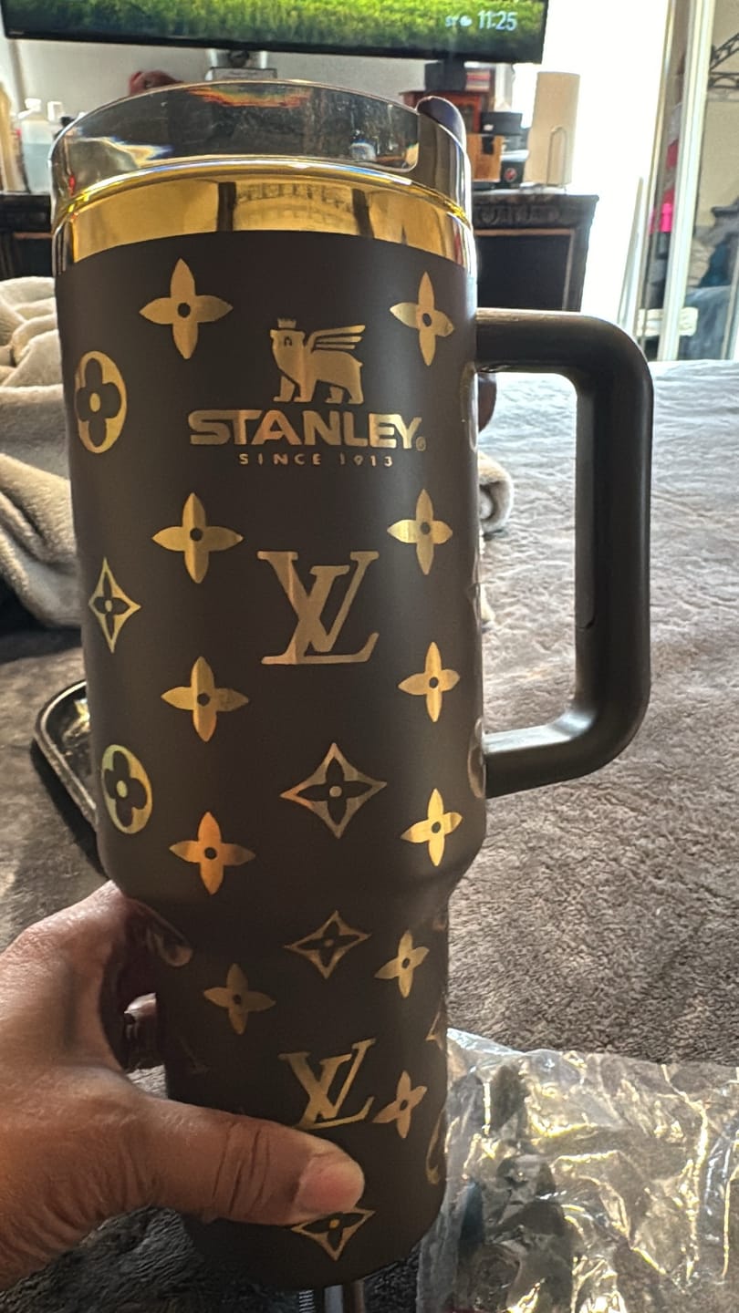 Customer photo review of Luxe Tri-Color Crystal Gem Straw Toppers (3-Pack)