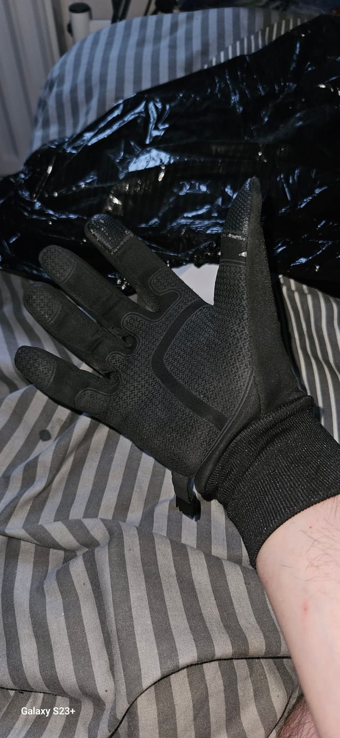 Customer photo review of Ultimate Winter Gloves (50% OFF BLACK FRIDAY)