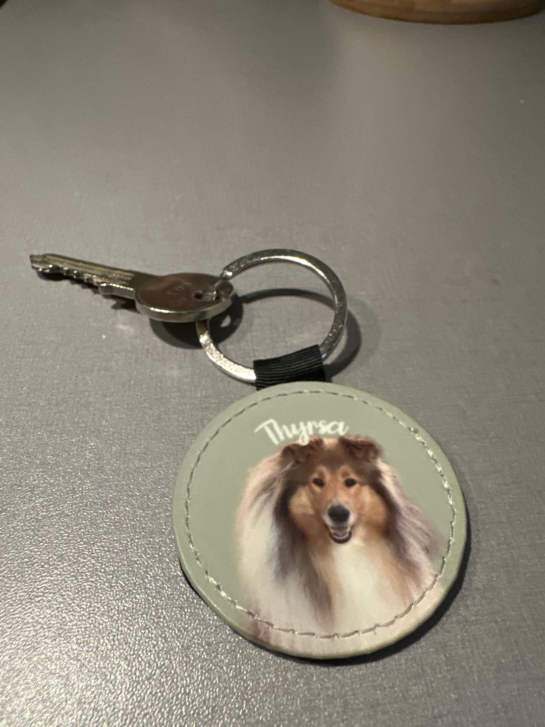 Customer photo review of Huisdier portret - Gepersonalliseerde sleutelhanger