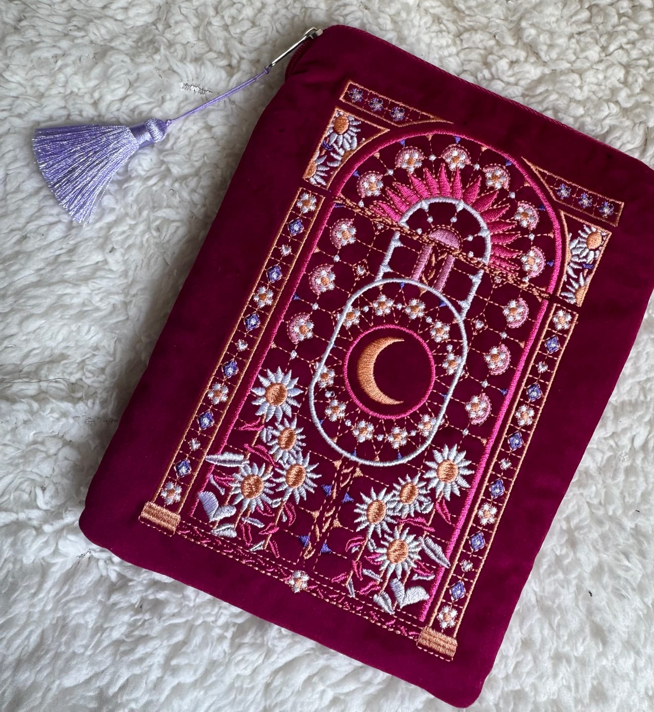 Customer photo review of Iridescence Pink Kindle & E-Reader Sleeve
