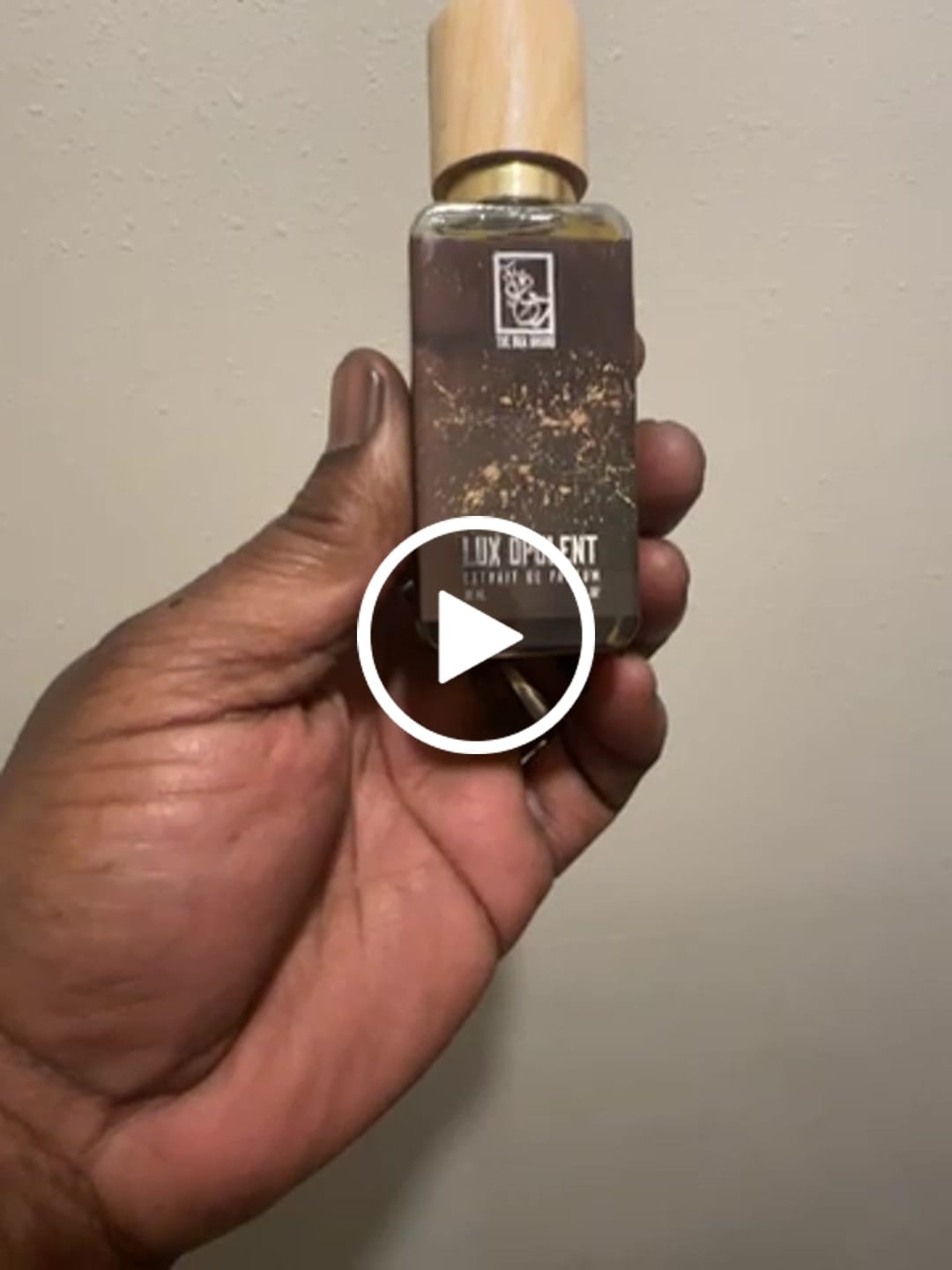 Customer video review of Lux Opulent