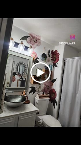 Customer video review of Retro Flowers