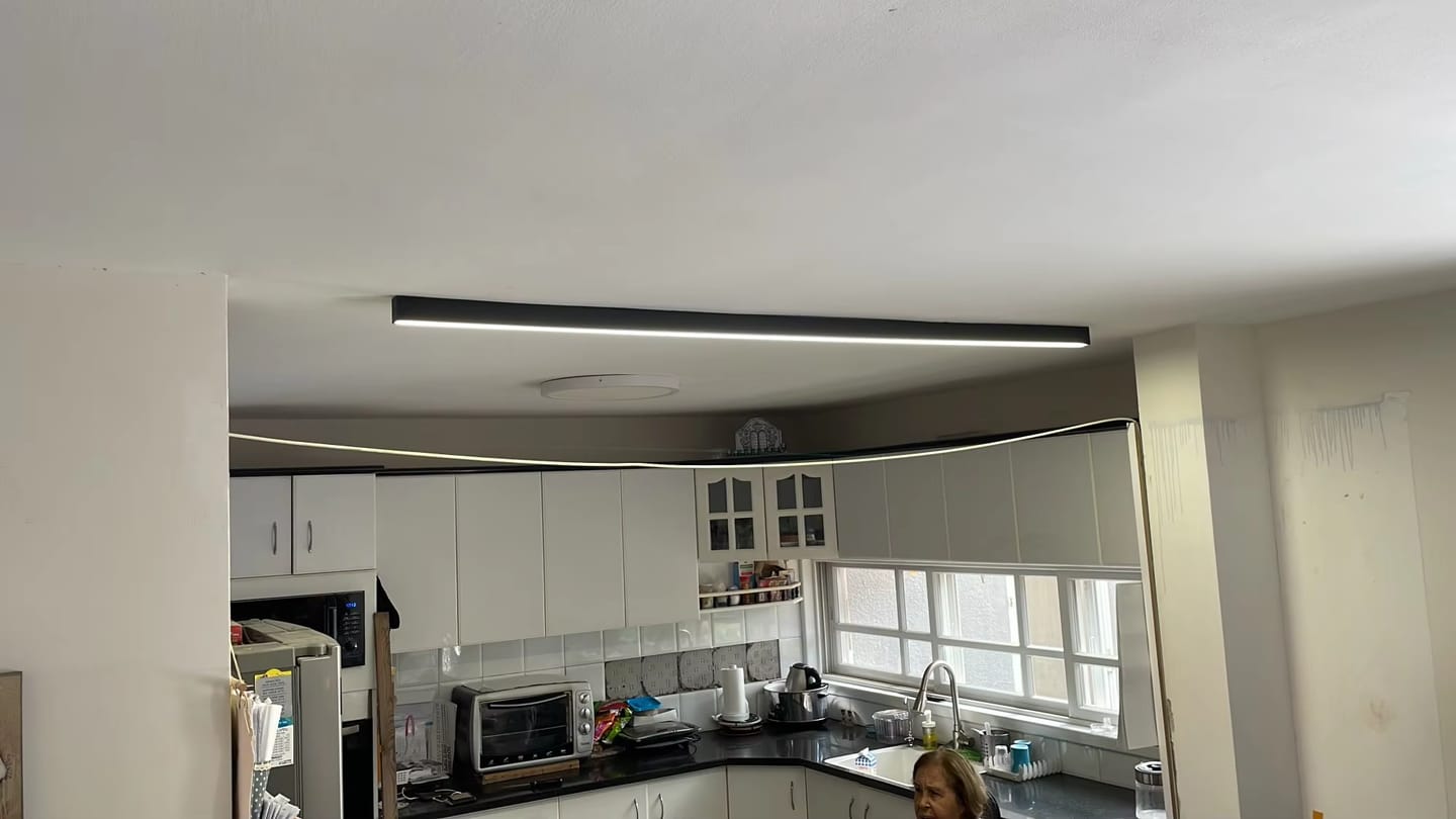 Customer photo review of WOMO Dimmable Long Linear Ceiling Light-WM1003